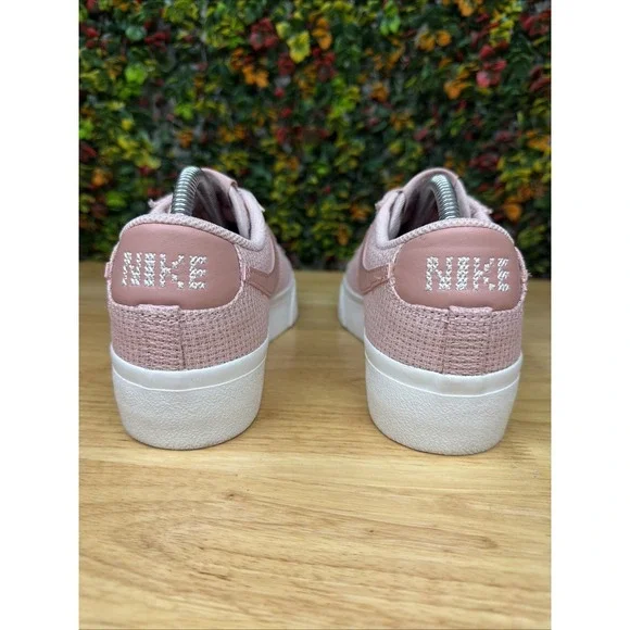 Nike Blazer Low Platform Shoes Sneakers DN0744-600 Pink White Women's 9 GUC - Picture 5 of 10